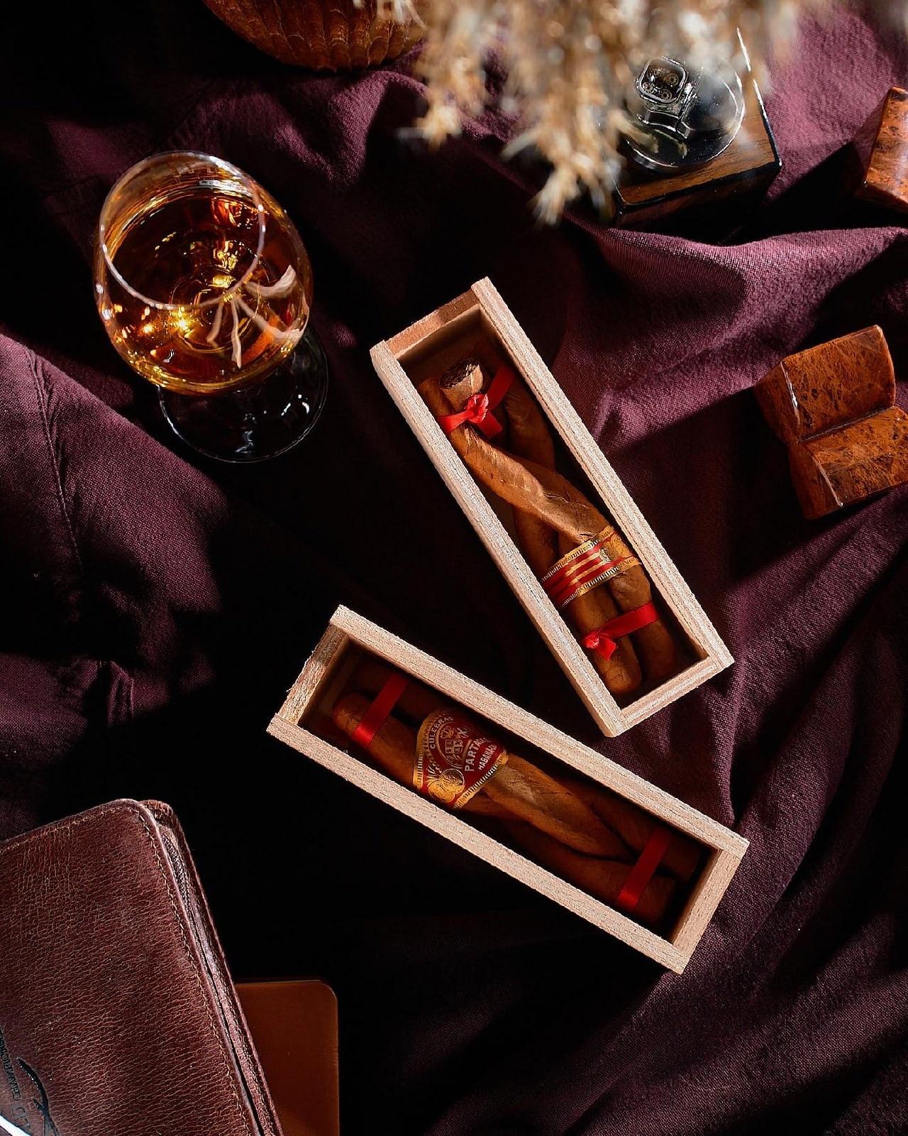Partagas Culebras La Casa Del Habano связка из трех кубинских сигар в индивидуальной коробочке