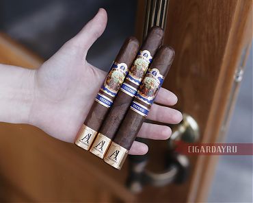 AJ Fernandez New World Decenio Gordo