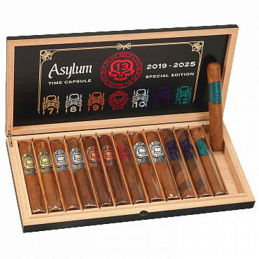 Asylum 13 Time Capsule 70 x 7 набор 13 сигар