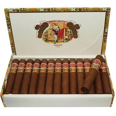 Romeo Y Julieta Short Churchills