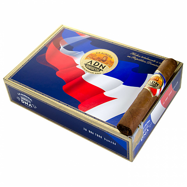 La Aurora ADN Dominicana Gran Toro