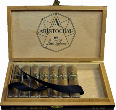 La Aurora Aristocrat Short Robusto