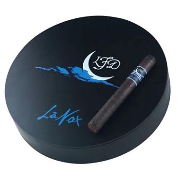 La Flor Dominicana La Nox Toro