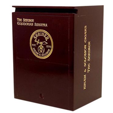 Hiram and Salomon Shriner Robusto