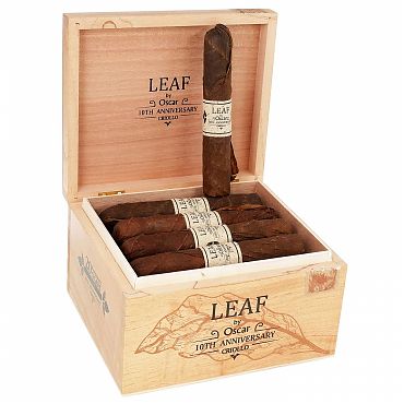 Leaf by Oscar Valladares 10th Anniversary Criollo Toro