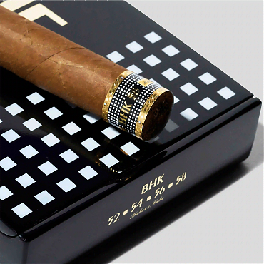 COHIBA BEHIKE 15 ANIVERSARIO SELECCION набор 4 Сигары