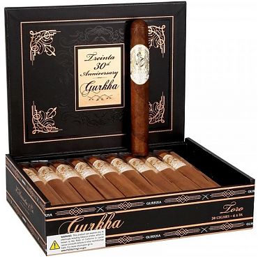 Gurkha Treinta Toro 30th Anniversary