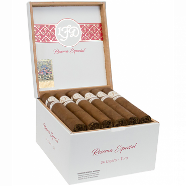 La Flor Dominicana Reserva Especial Toro