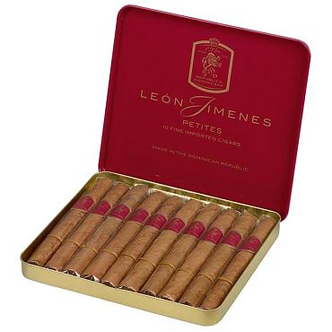 La Aurora Leon Jimenes Petites